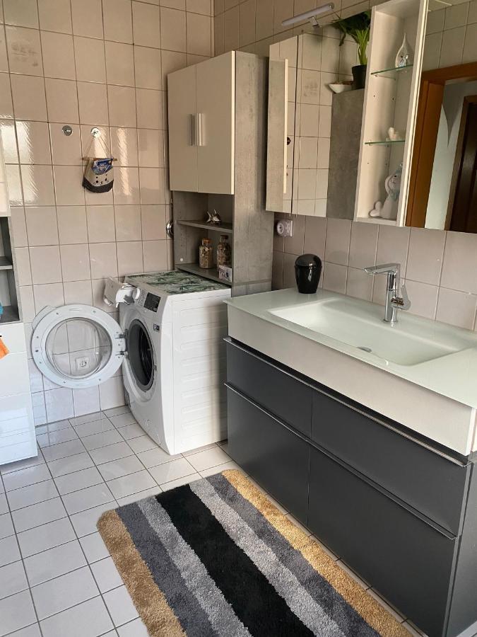 Moderne Ferienwohnung Neckarschleife Mit Klimaanlage Kirchheim am Neckar Kültér fotó